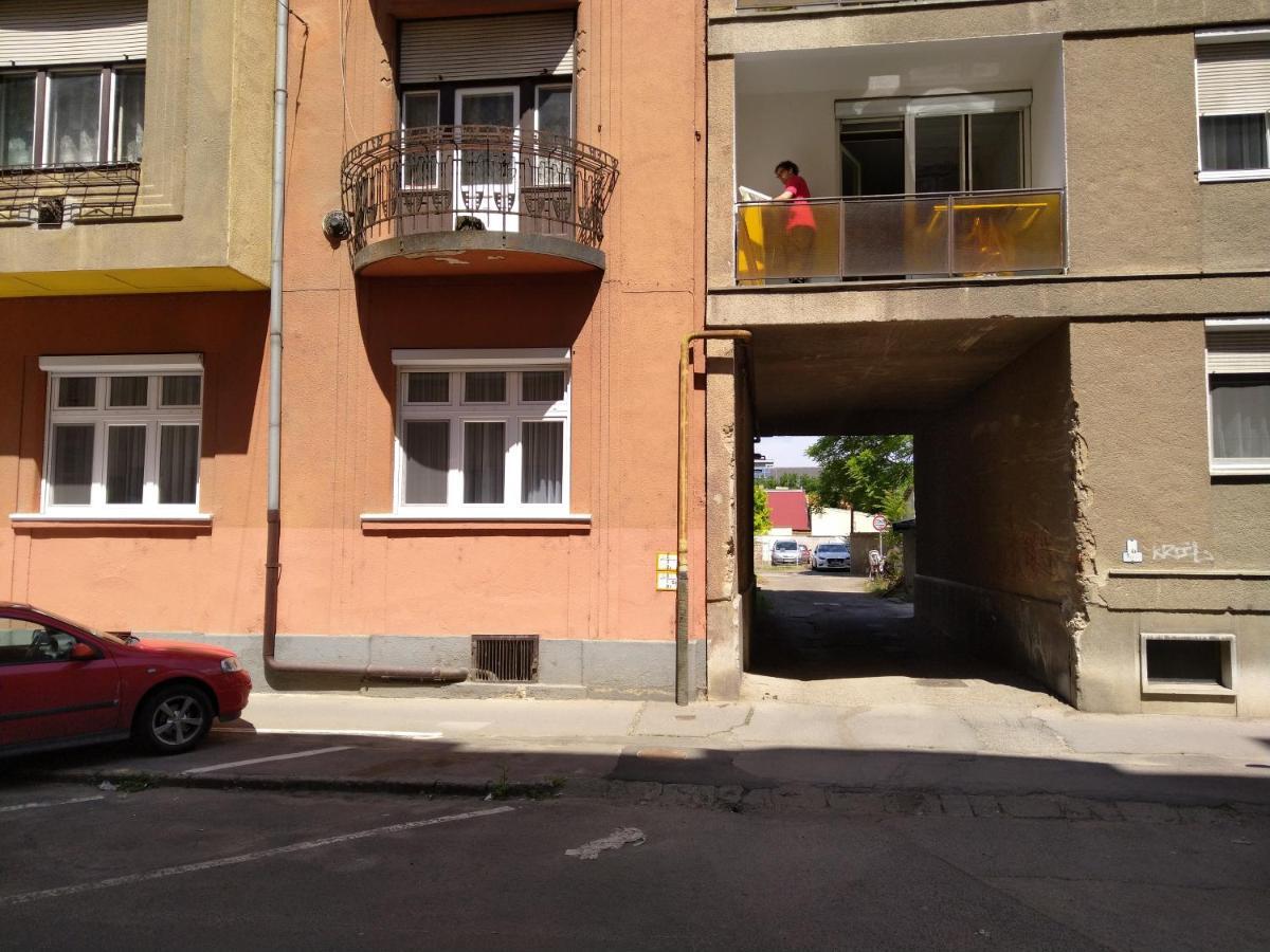 Silver Dream Apartmanhaz Debrecen Exterior photo